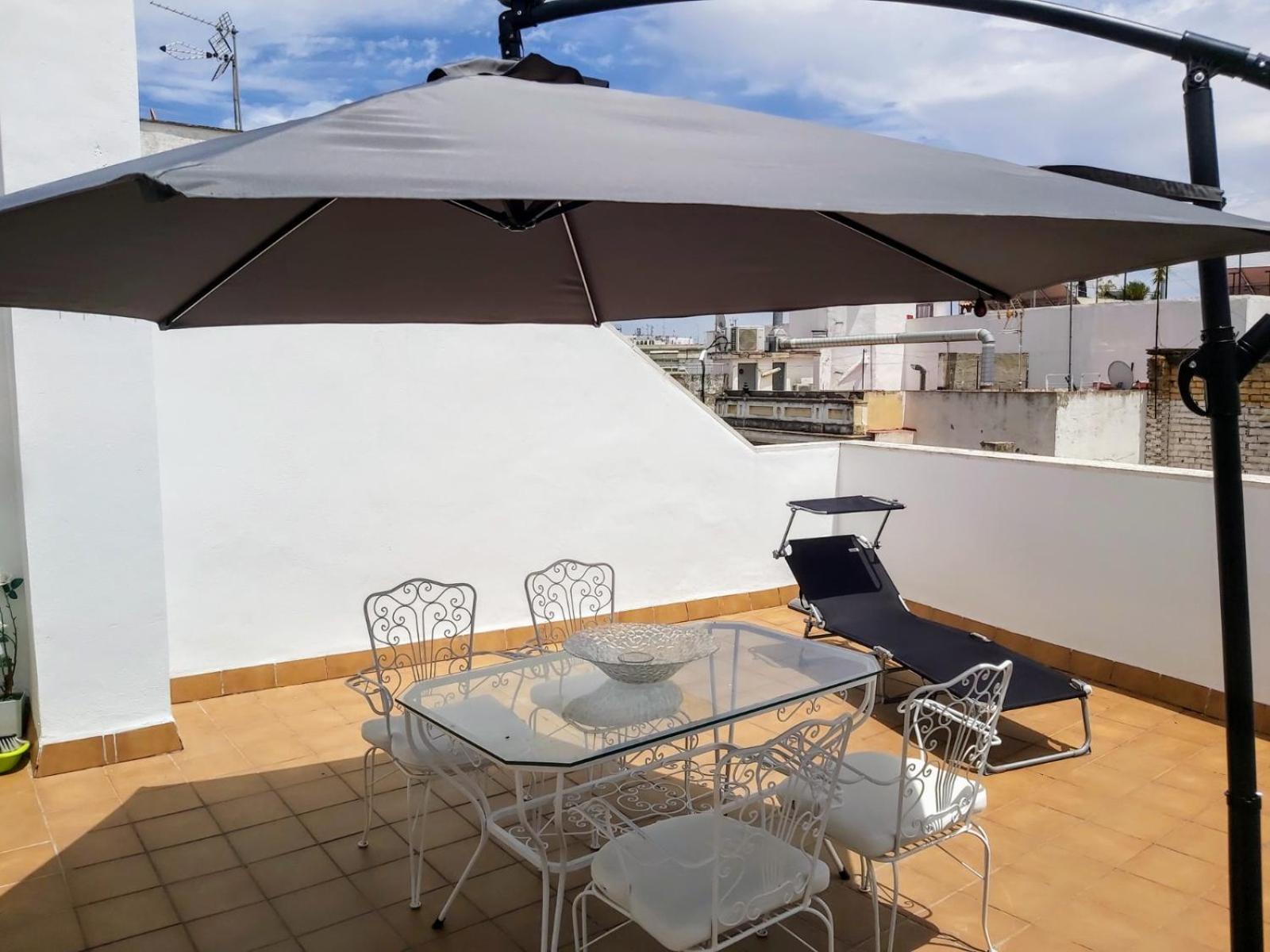 Ferienwohnung Triana Procurador Con Terraza Privada Sevilla Exterior foto